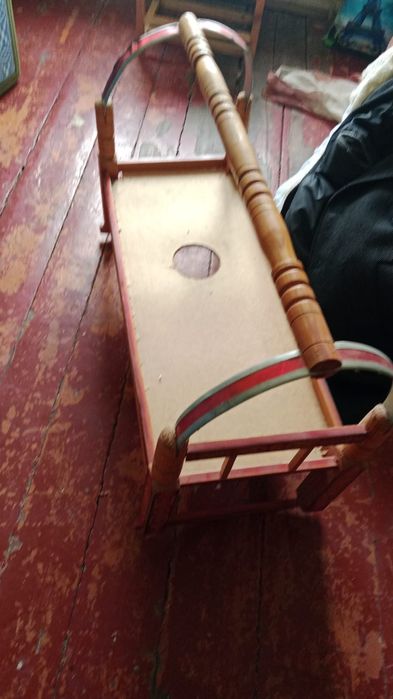 Продам деревянный бесик