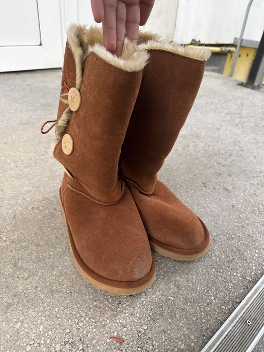 Vand UGG marime 40