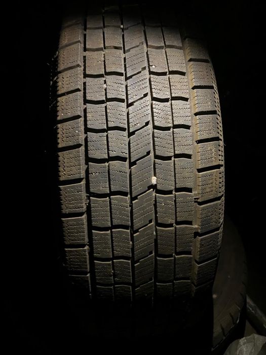 Продам зимние шины