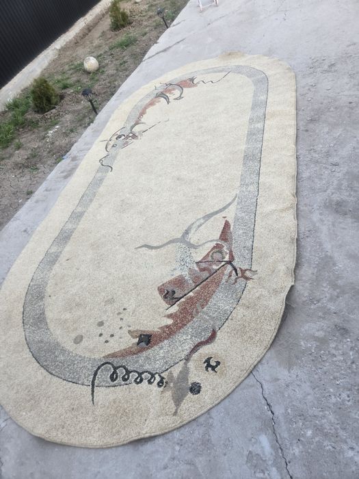 Продам ковер срочно