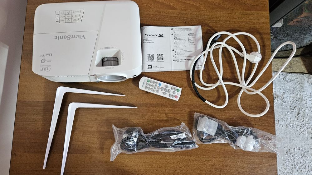 Проектор + экран