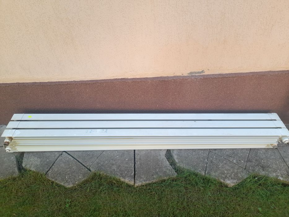 Vând calorifere din aluminiu