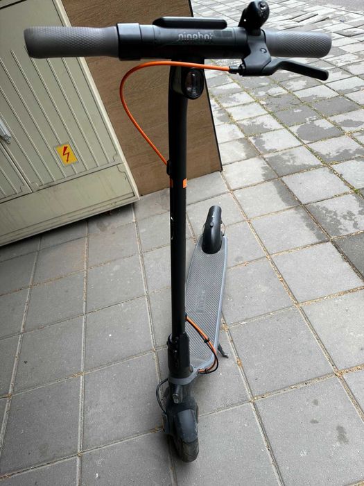 Електрическа тротинетка Segway-Ninebot Е2 Plus