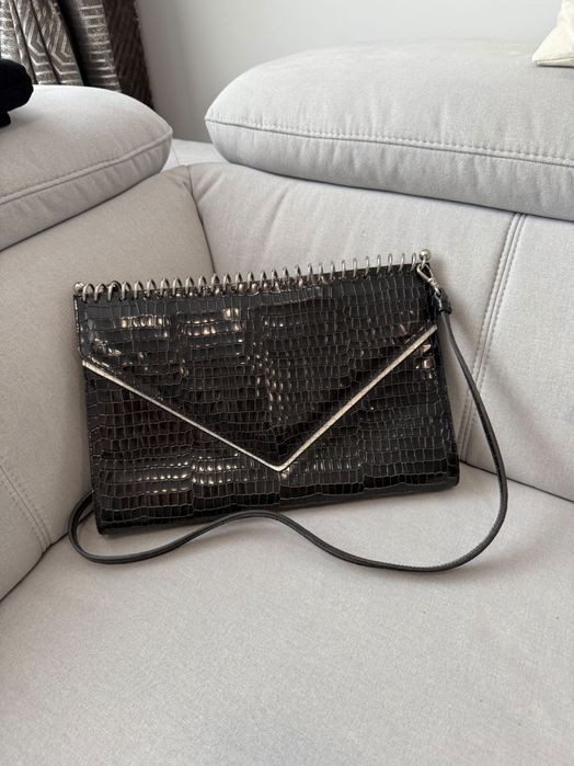 Attribute дамска чанта