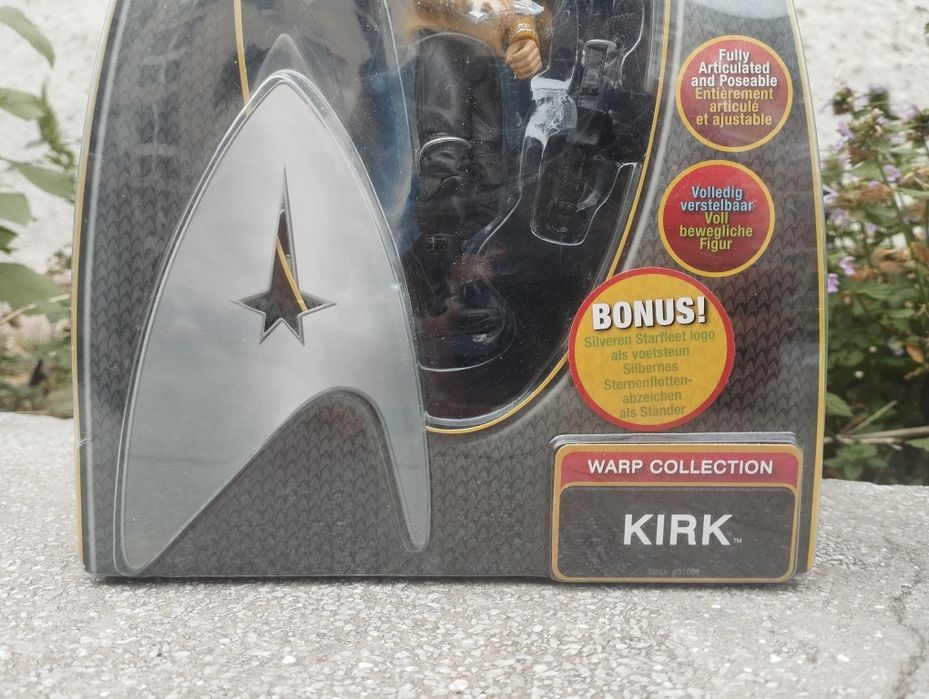Фигурка на капитан Kirk от Star trek