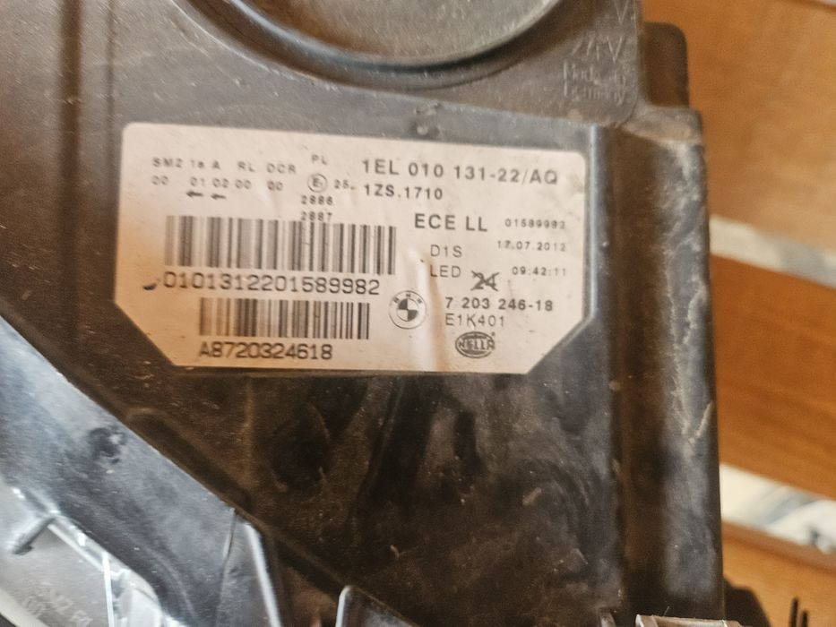 Десен ксенонов фар за Bmw F10 F11