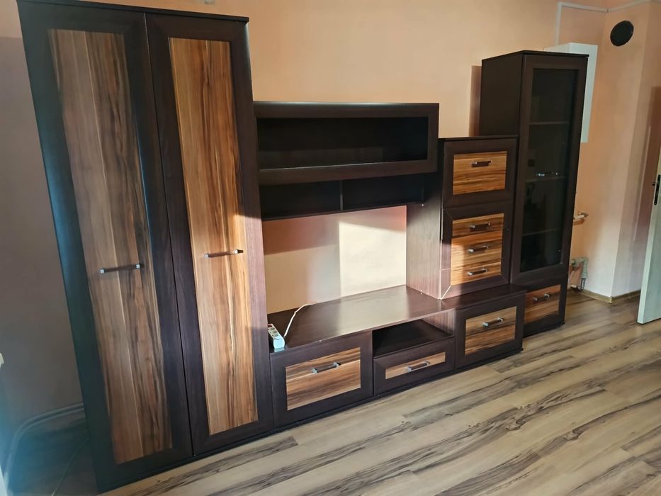 Холна секция от дърво