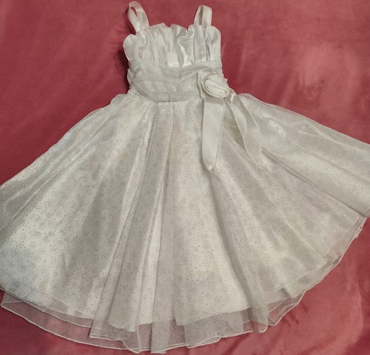 Продам платье размер 30