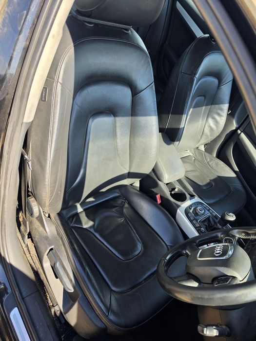 Dezmembrez Audi A4 B8 2.0 CAGB cutie LLM  culoare negru LZ9Y