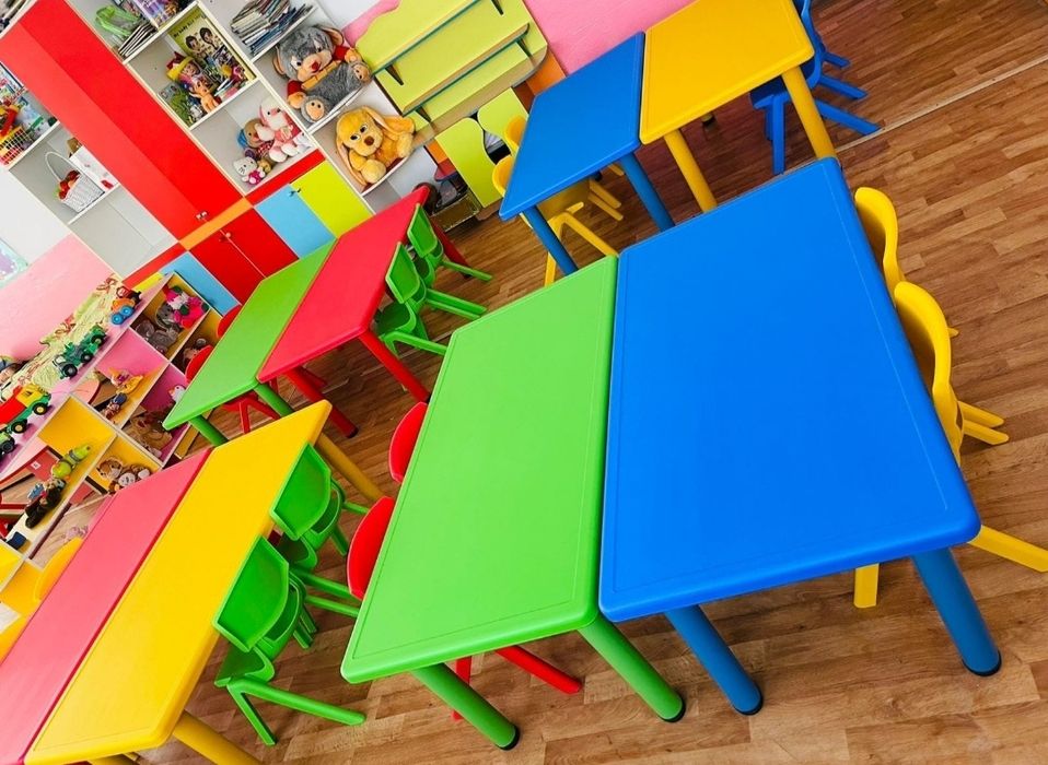 Стул детский пластиковый