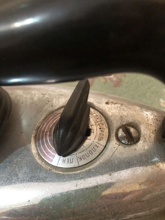 Утюг ссср работает