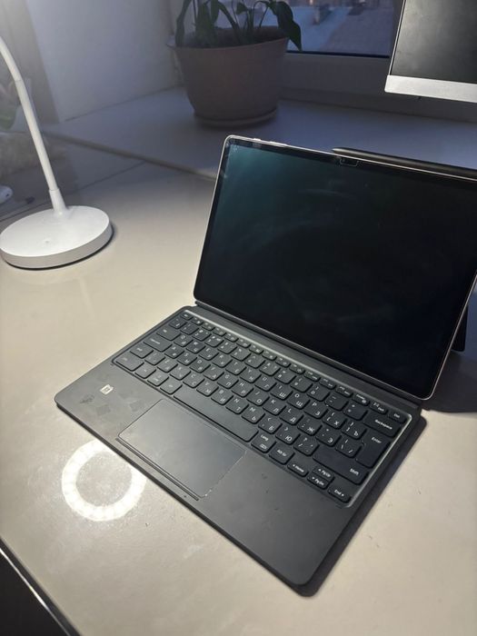 Продаётся планшет Samsung Galaxy Tab S8+