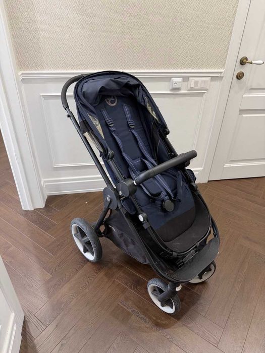 Продам коляску Cybex Balios M