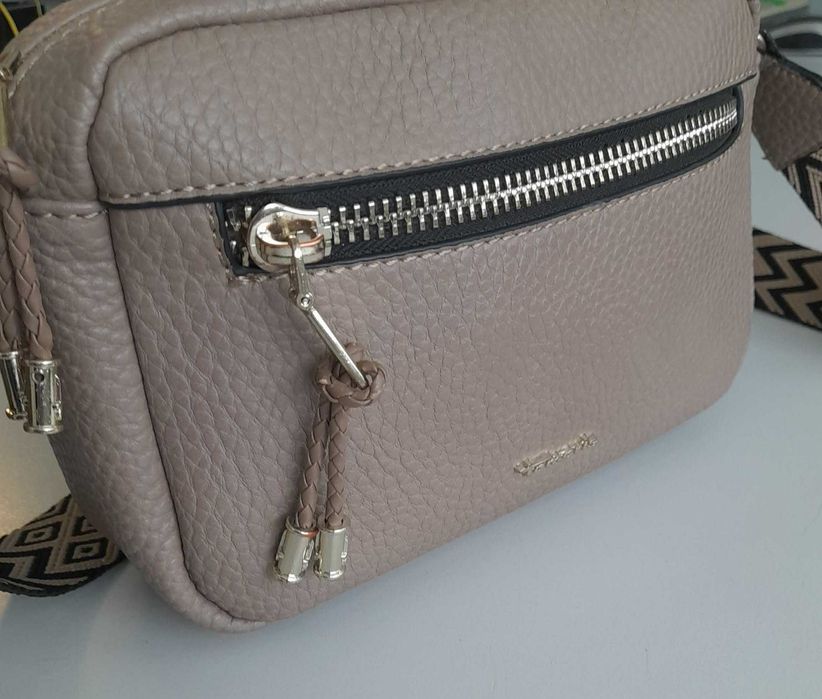 Дамска чанта за рамо Tamaris TAS Carissa