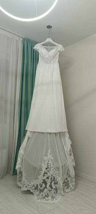 Rochie de mireasa Adriana Alier 2025( Rosa Clara)