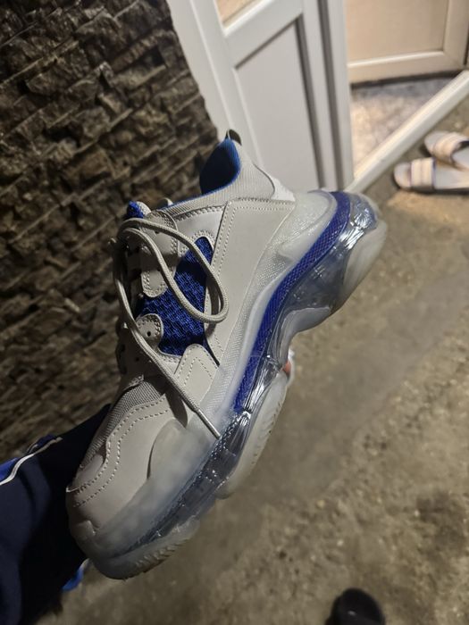 Vand balenciaga triple S