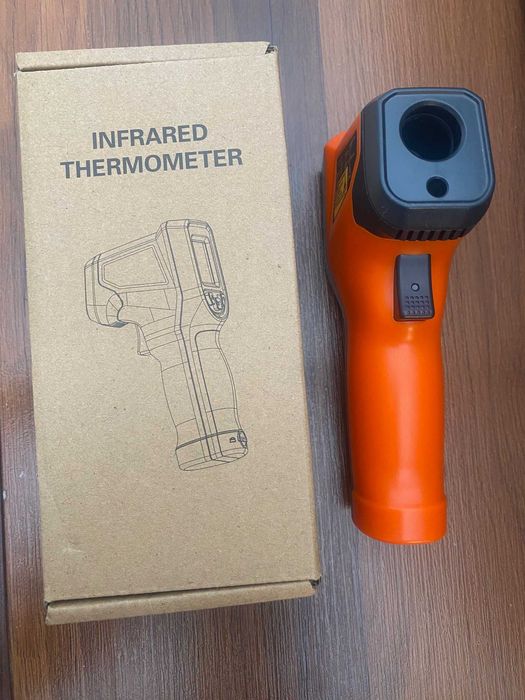 Пирометр измеритель температуры термометр