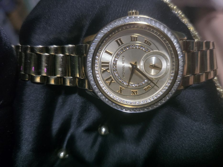 Vand ceas michael kors