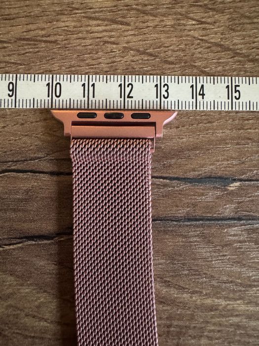 Продавам каишки за apple watch