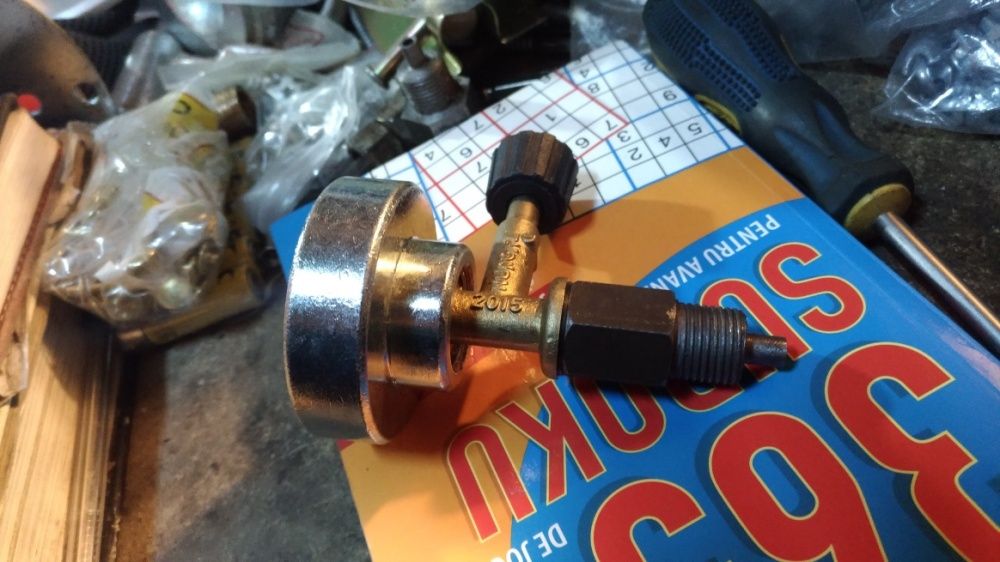 Reductie / adaptor umplere  buteli de voiaj și camping