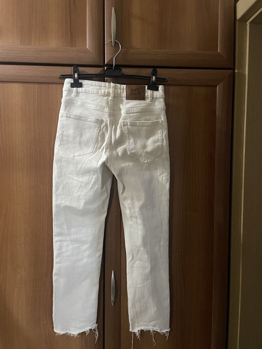 Бежави дънки Don’t call me Jennifer