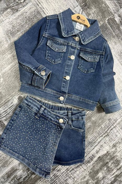 Стилен дънков комплект с камъчета