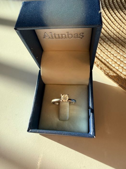 Пръстен с диамант 0.40К бяло злато Altinbas