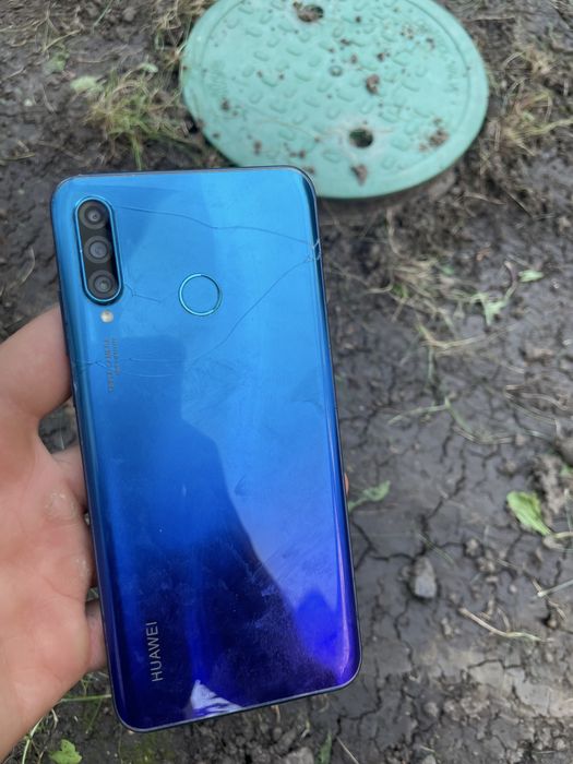Huawei 128гб сс иделаьно