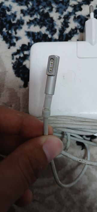 Зарядное устройство Apple MacBook magsafe