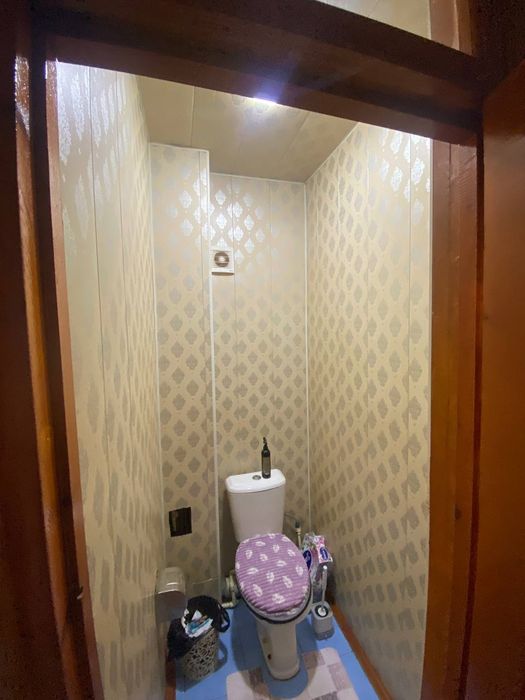 4 mavzeda 1 qavatda 3 xonali uy sotiladi