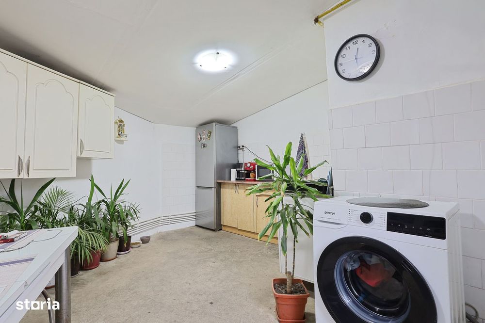Casă parter situată central în orașul Mangalia,str.Portului, 656 mp