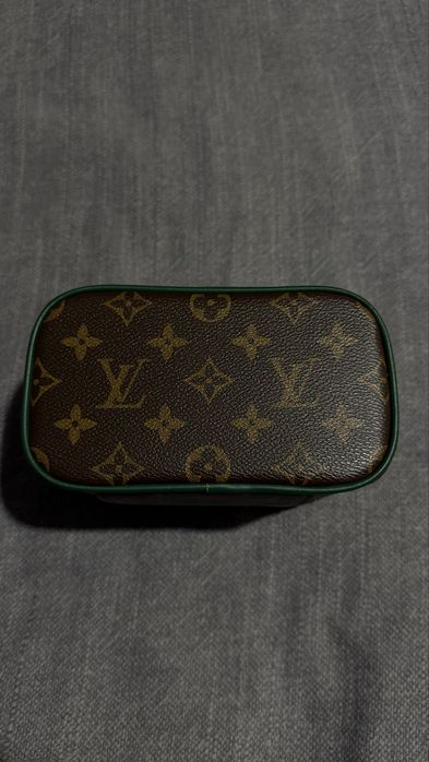 Косметички Louis Vuitton Nice Mini