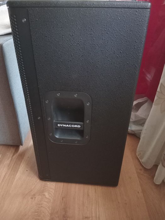 Vand boss dynacord A115  pasive casi noi si la combinație  cu korg  pa  700