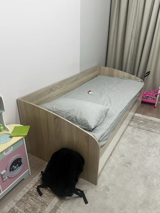 Две односпальные кровати