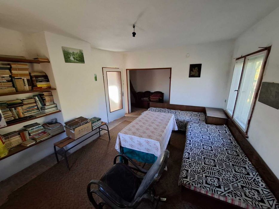 Къща в село Дълбоки