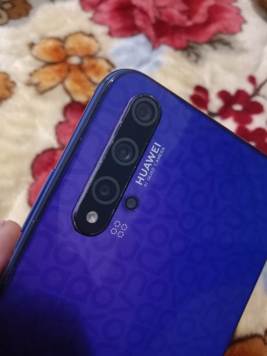 Продам huawei nova 5t