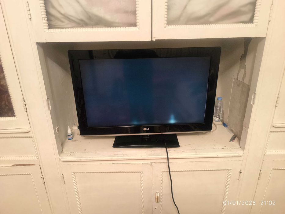 Продам телевизор LG 32LK330 оригинал корейский 2011 года выпуска