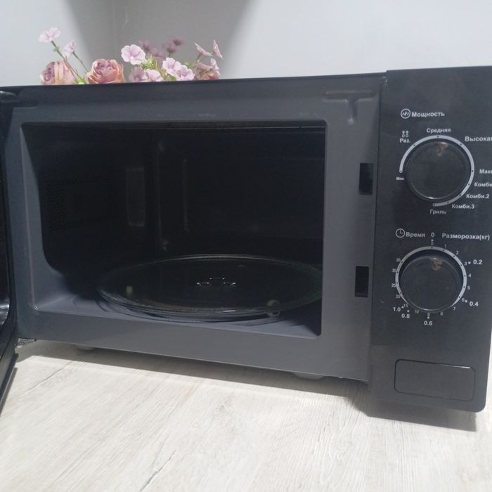 Продается микроволновка Хофман