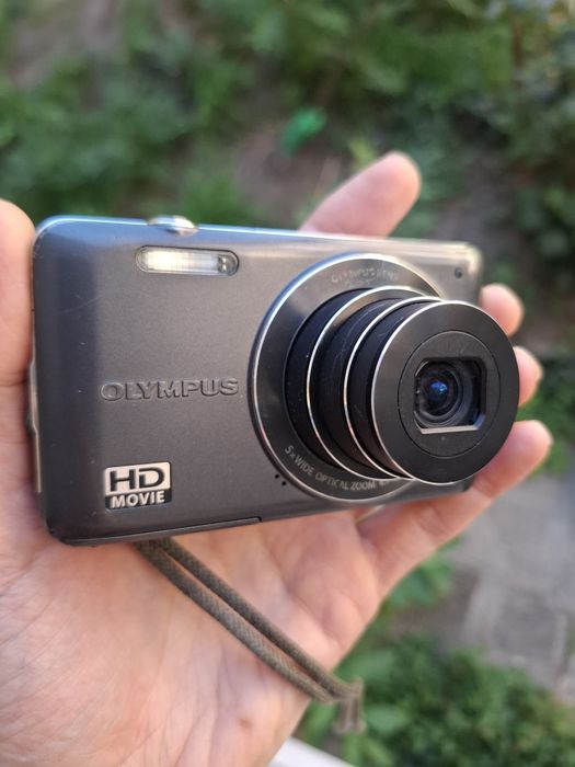 Компактен дигитален фотоапарат OLYMPUS VG-120