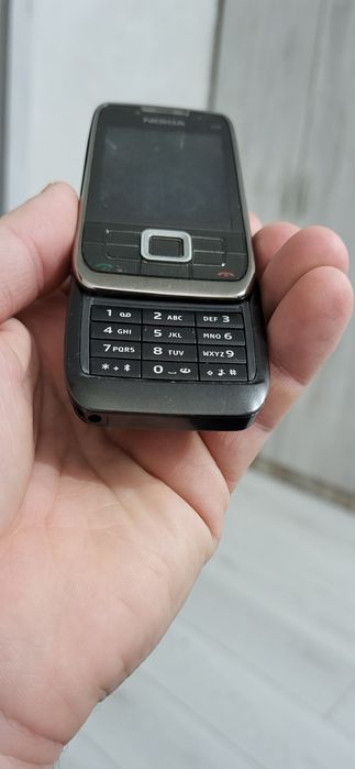 NOKIA-Нокия Е66 слайд