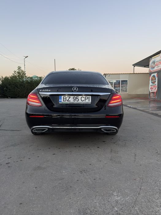 MERCEDES-BENZ E-Class 2018 — imagine 2