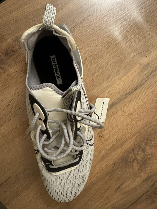 Продам кроссовки Nike D/MS/X