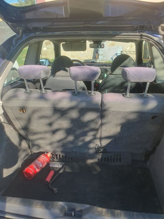 vând Nissan Micra 1.2 benzina