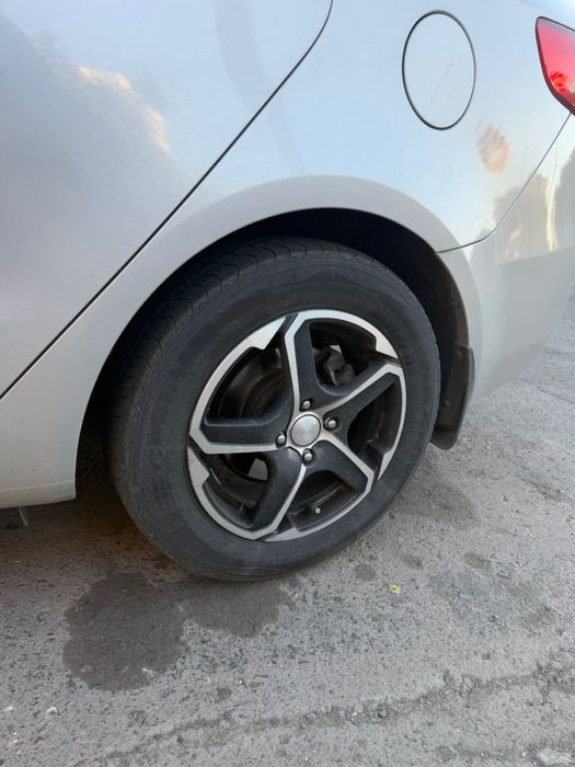 Шины с дисками 185/65/R-15