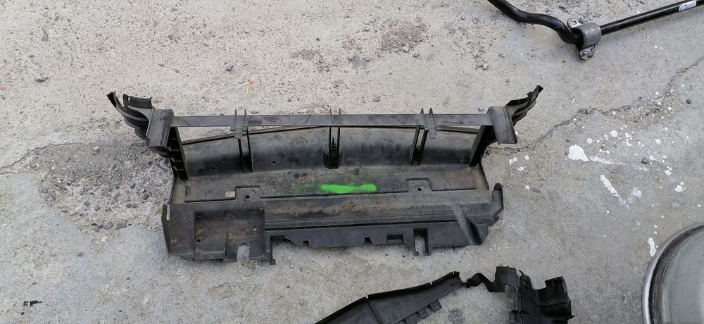 Продавам:Много части за Mercedes W212 OM651