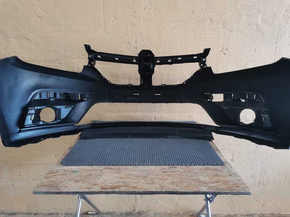 Бампер передний Renault Logan 2 с 2018 г