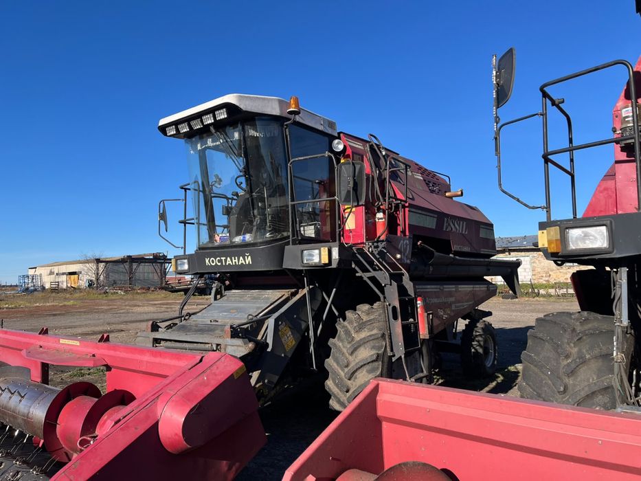 Продам комбайн Esil 740