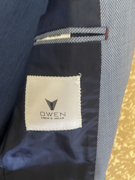 Костюм продам