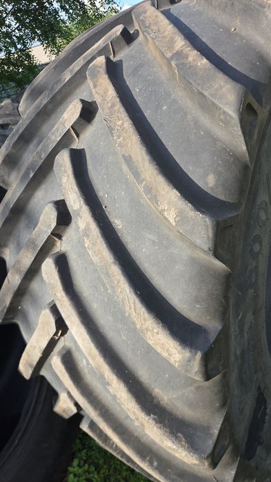 800/65R32 продам шины