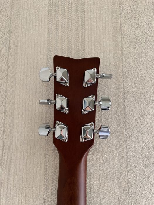 Акустическая гитара Yahama FS100C